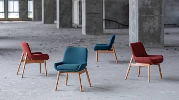 lounge-chairs
